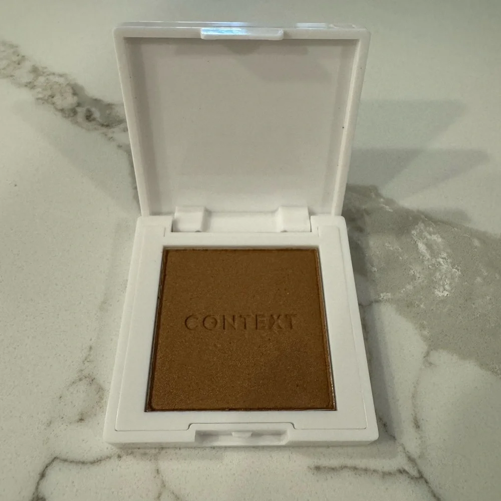 🌸5/$25🌸 Context matte bronzer in speed of sound